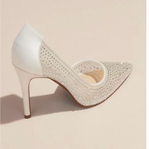 BETSEY JOHNSON X DB
mesh and satin crystal pumps